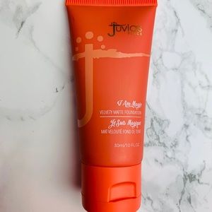 Juvias Place I Am Magic Velvet Matte Foundation
